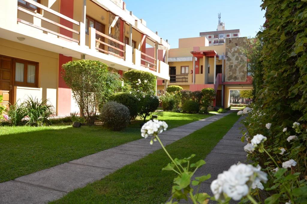 סלטה Hotel Del Pilar מראה חיצוני תמונה