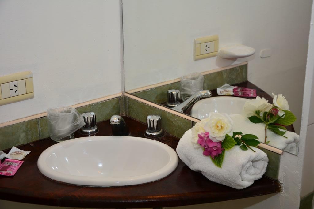 סלטה Hotel Del Pilar מראה חיצוני תמונה